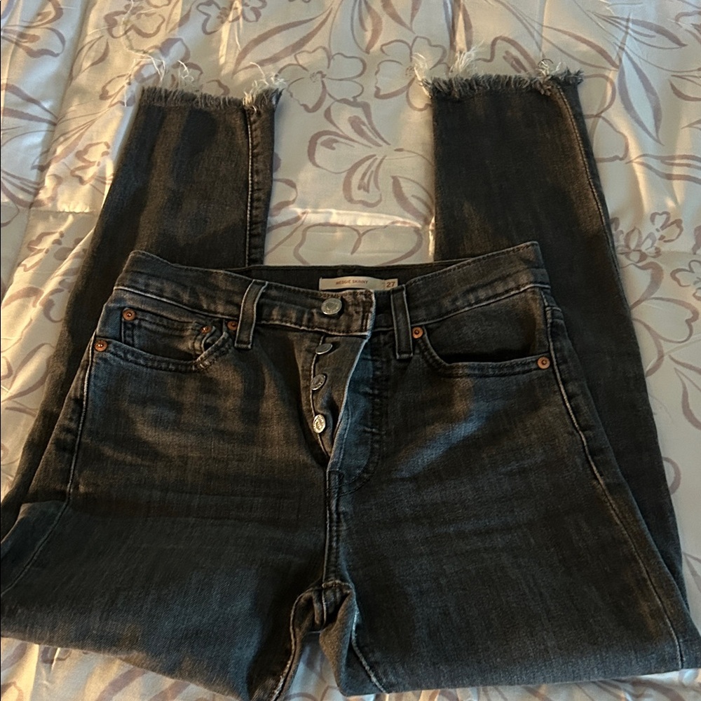 Trendy Dark Gray Women's Cropped Jeans